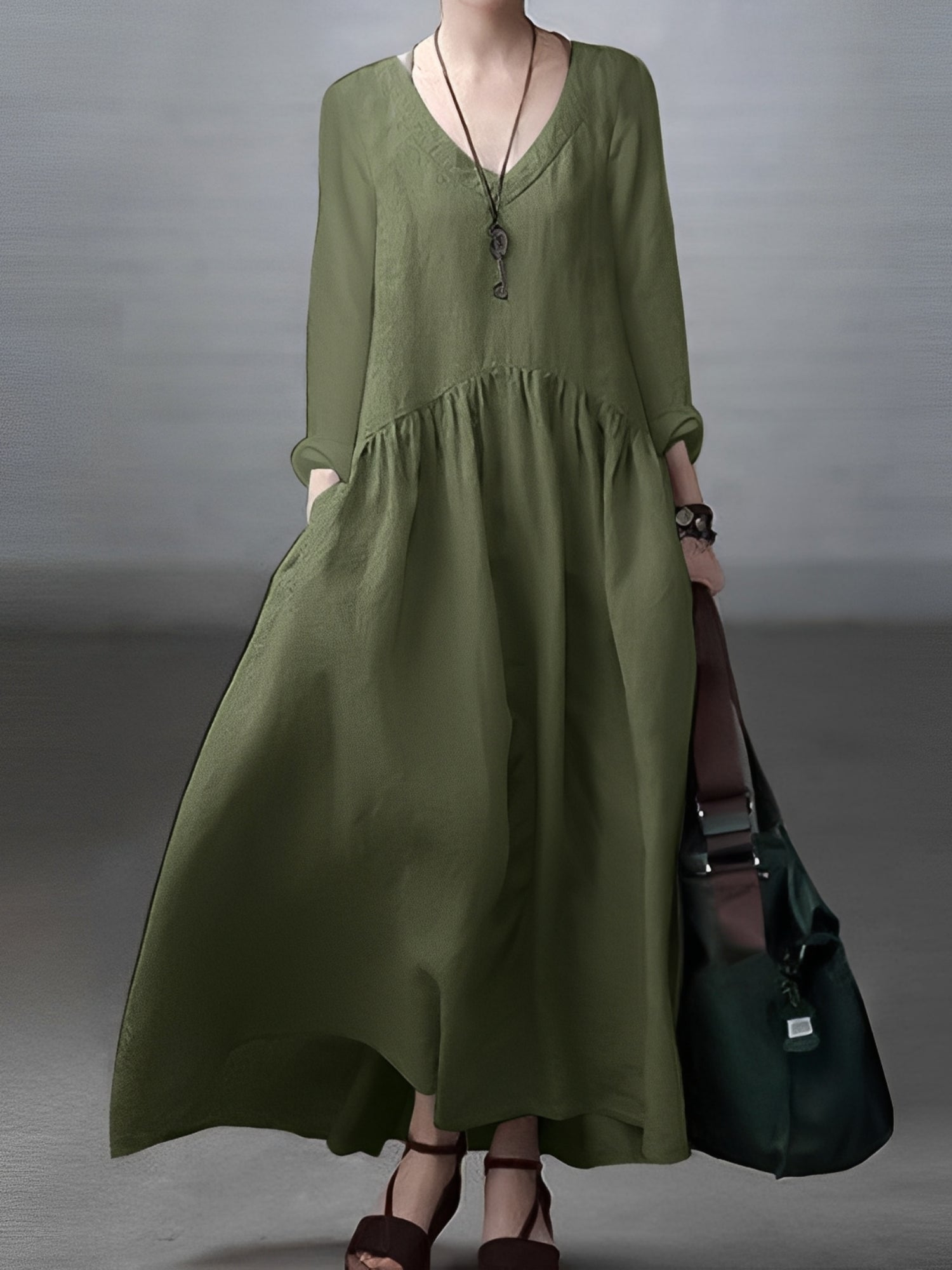 Lindy - Weites und lässiges Kleid mit V-Ausschnitt für Damen