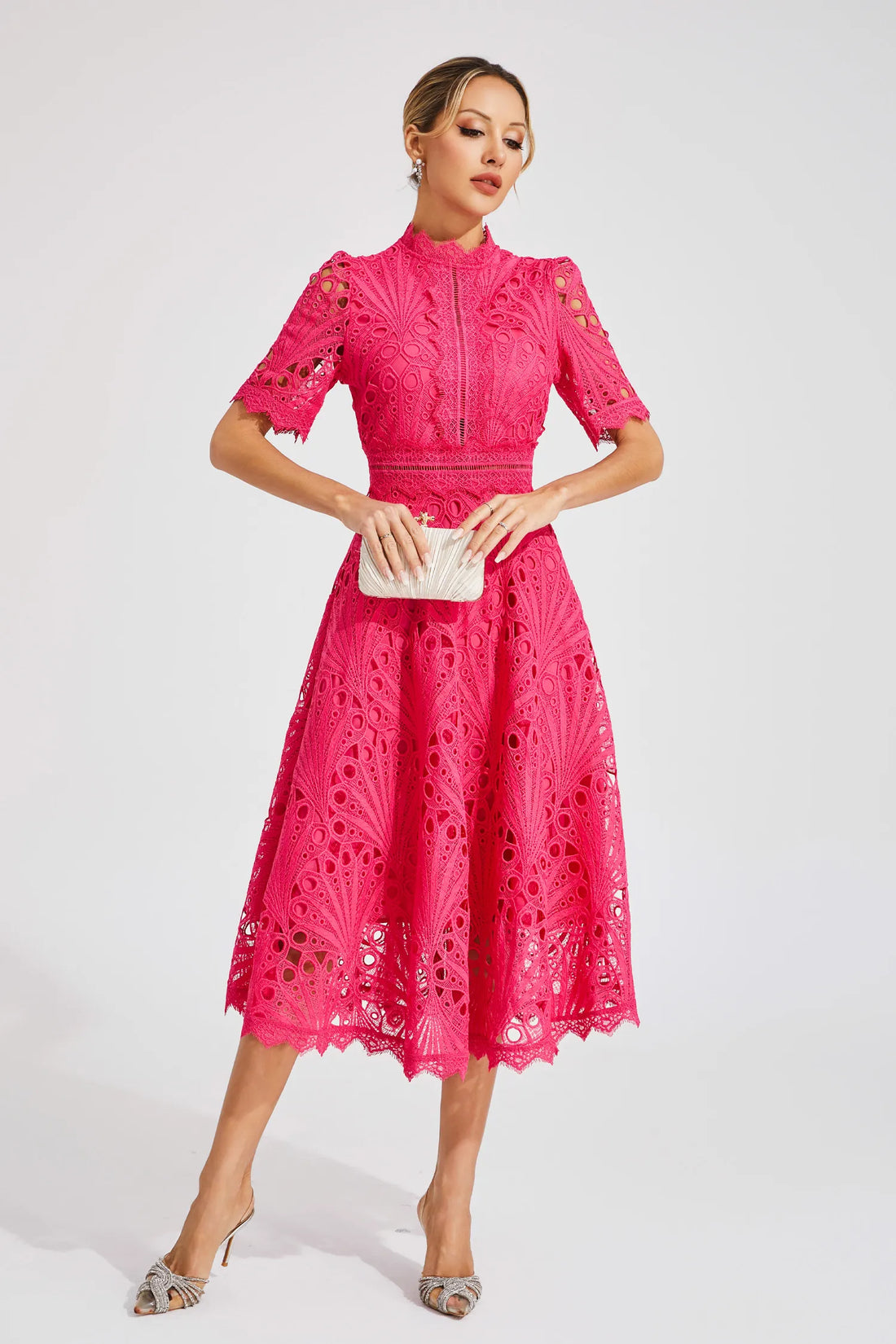 Pierre - Midi-Kleid mit Spitze und Raffinesse