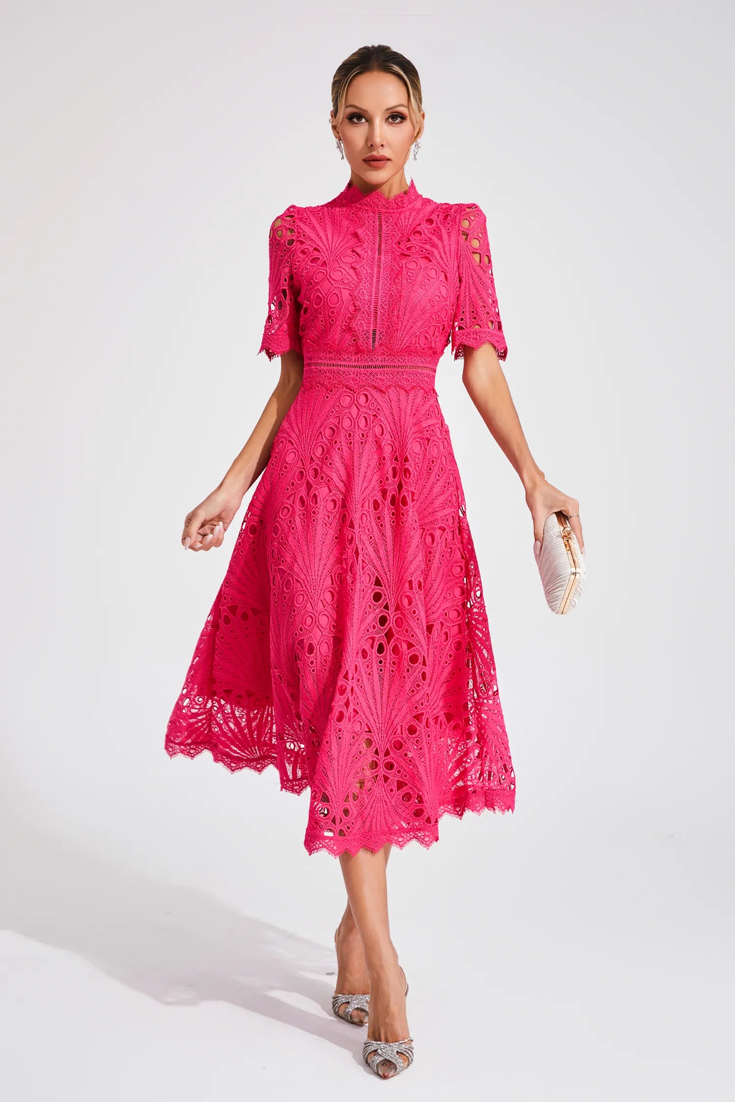 Pierre - Midi-Kleid mit Spitze und Raffinesse