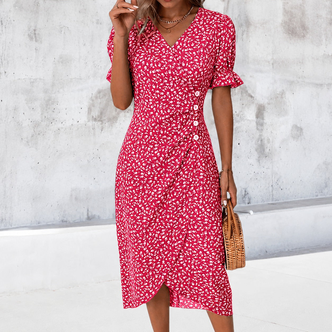 Gabriella - Stilvolles Kleid mit floralem Design und asymmetrischem Schnitt