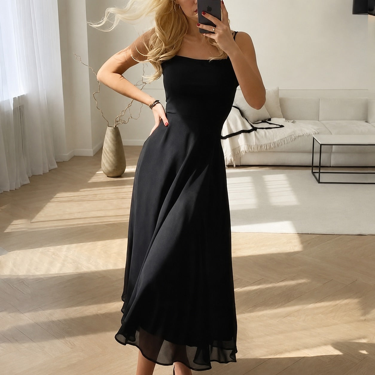 Eva - Elegantes Trägerkleid