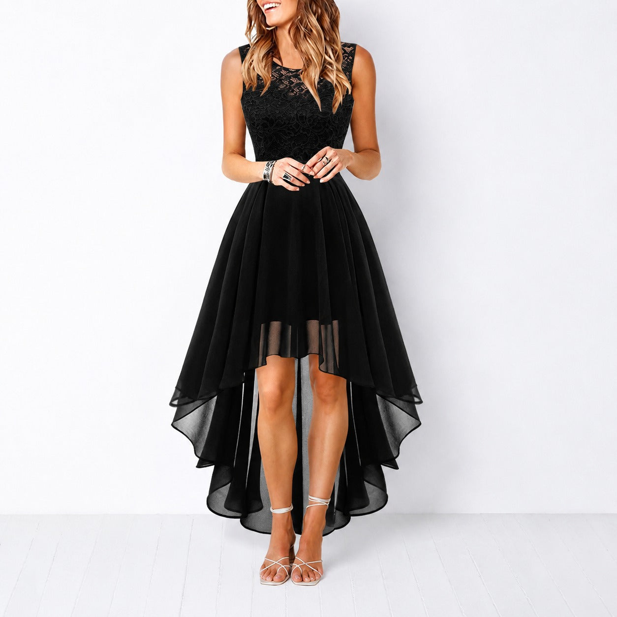 Airish - Stilvolles asymmetrisches Kleid