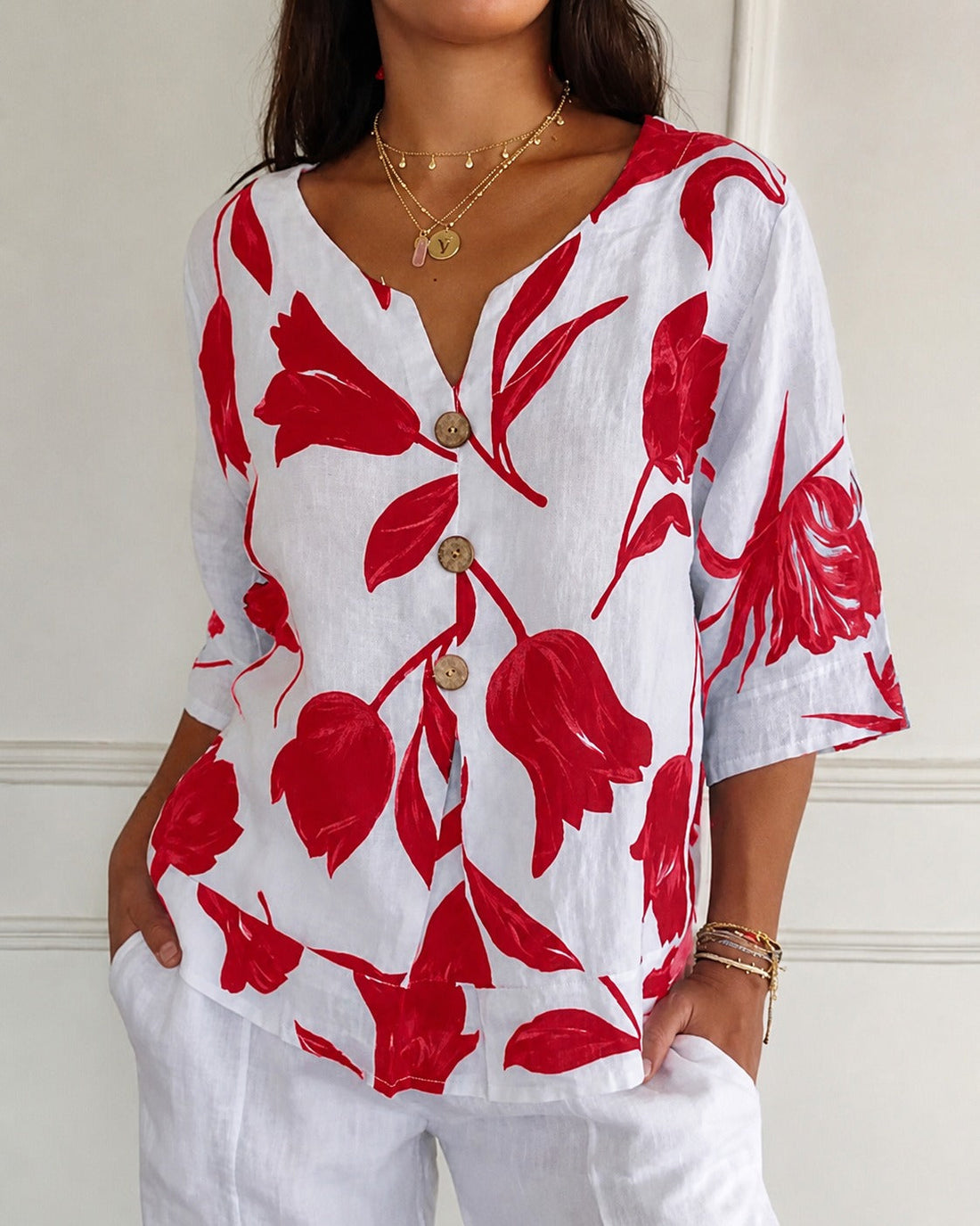 Chiara - Elegante Bluse mit Blumenschleife