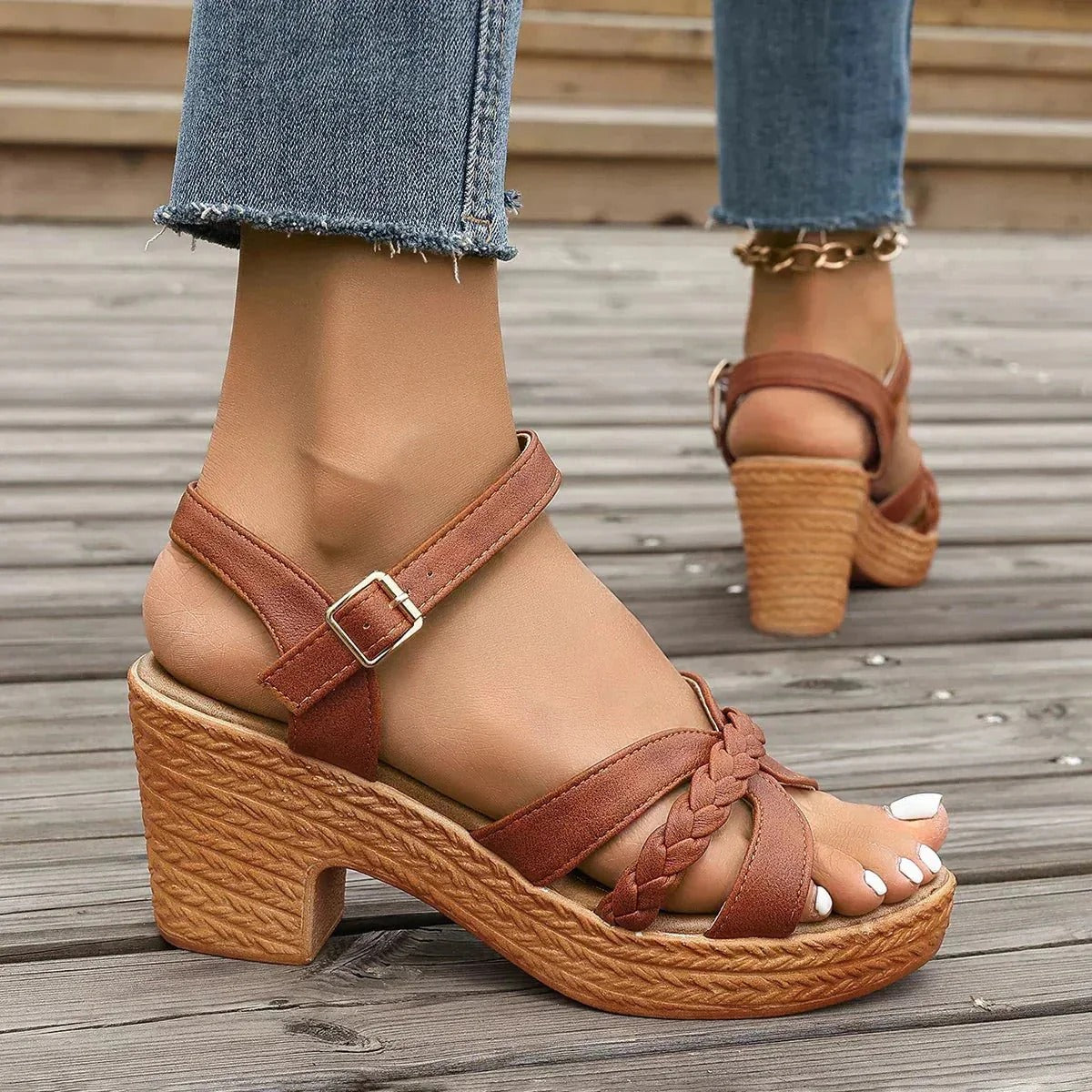 Ffion - Stilvolle, einfarbige Sandalen