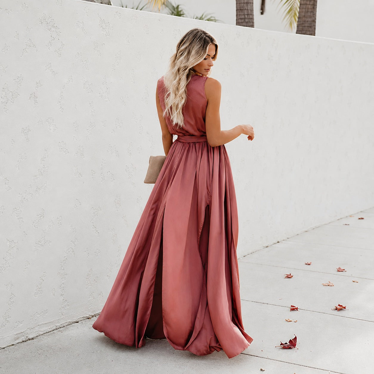 Kareem - Komfortables Maxikleid mit Gürtel