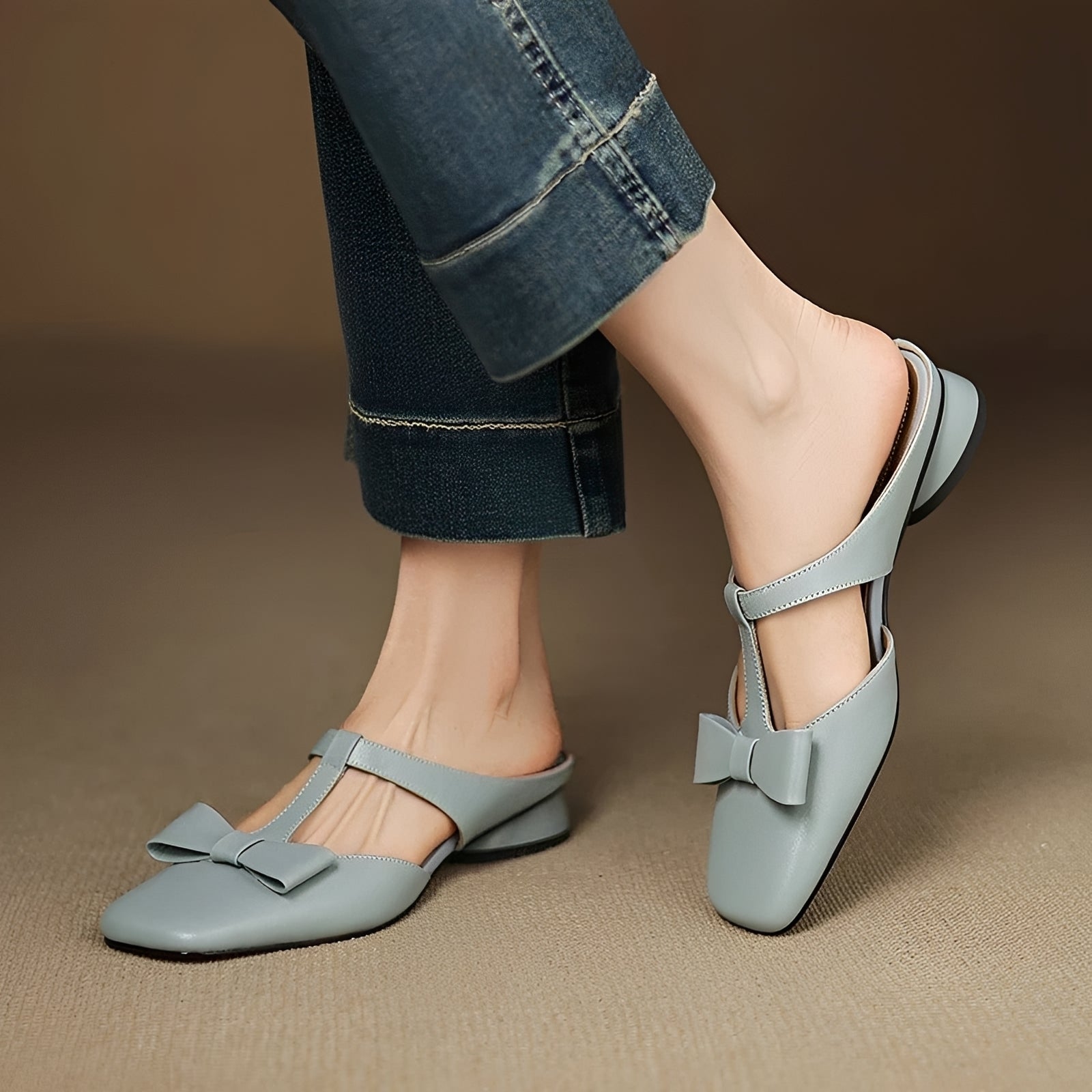 Jean - Stilvolle Mules-Sandalen mit Schleife