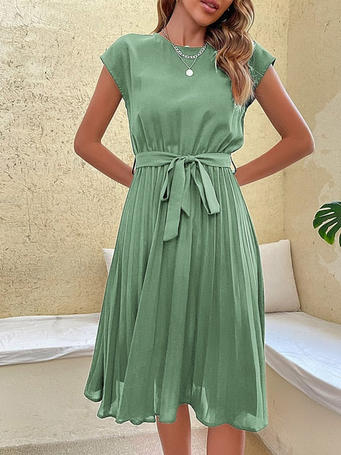 Klara – Sommerkleid mit Plissee und kurzen Ärmeln