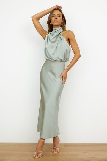 Elianna – Stilvolles Midi-Kleid mit asymmetrischem Ausschnitt