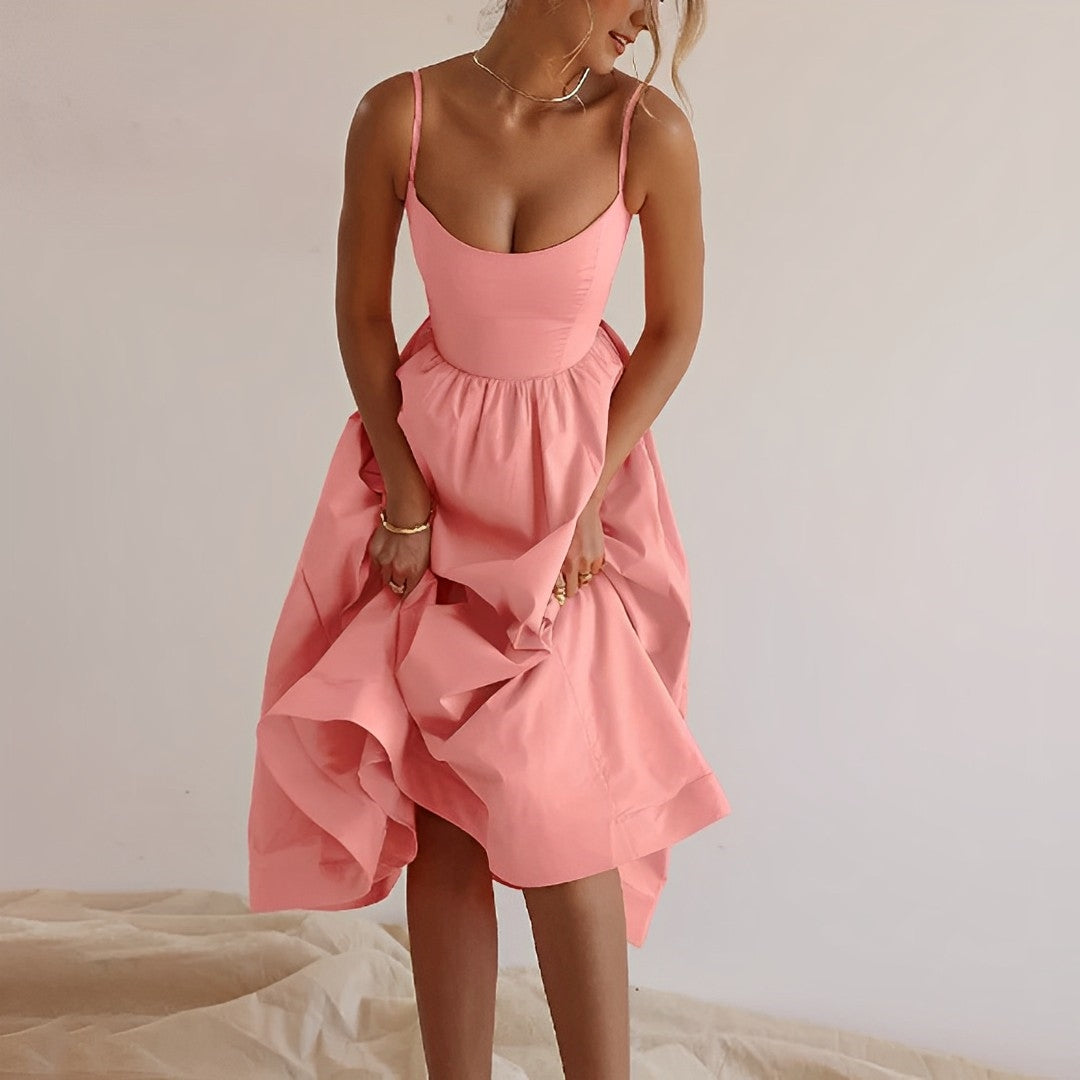 Fabiana - Damenkleid mit schmalen Trägern und Rüschendetails