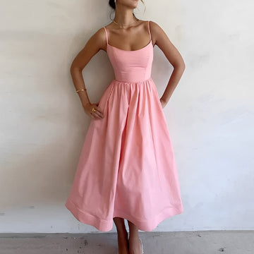 Fabiana - Damenkleid mit schmalen Trägern und Rüschendetails