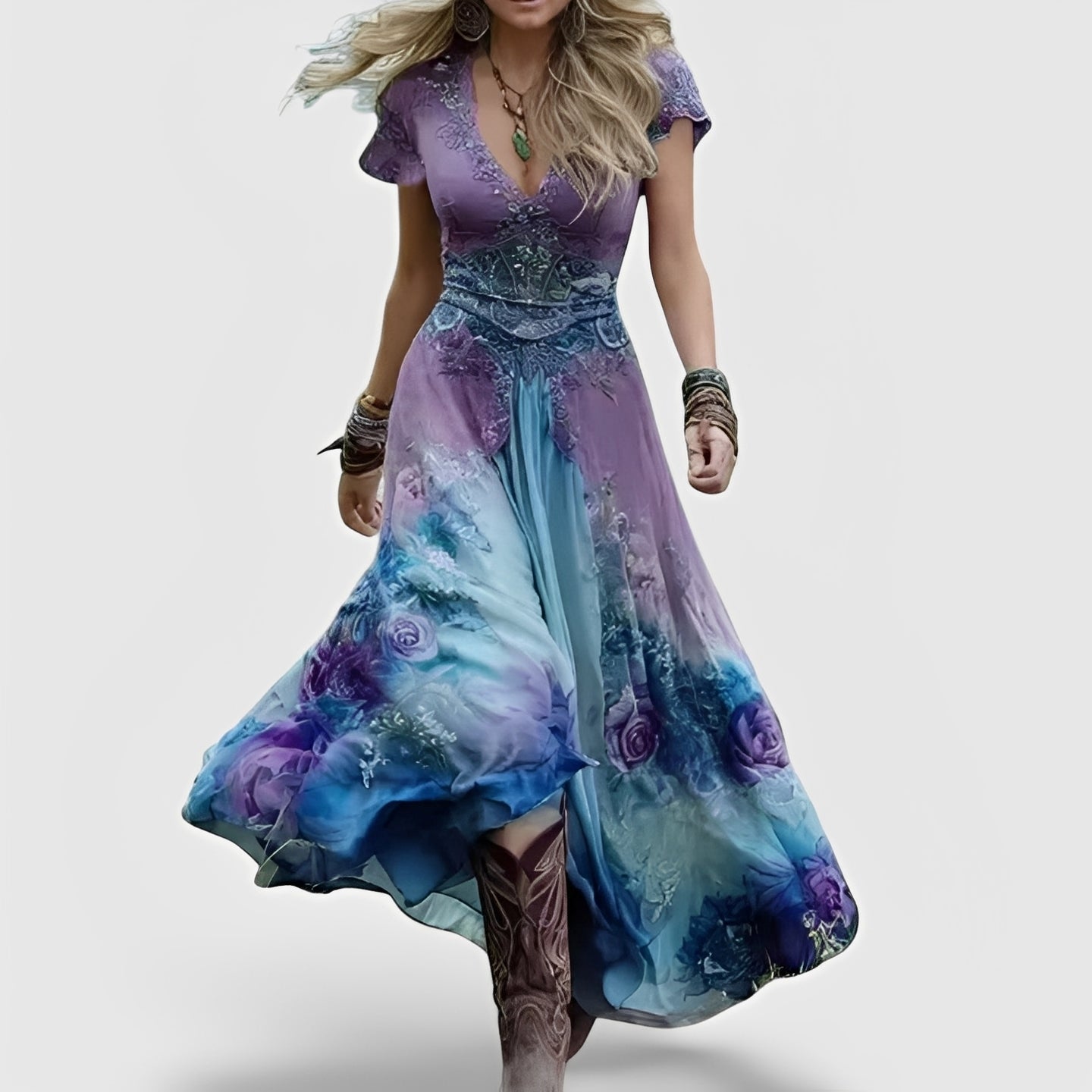 Lella – Elegantes Kleid mit Bestickungen und V-Ausschnitt