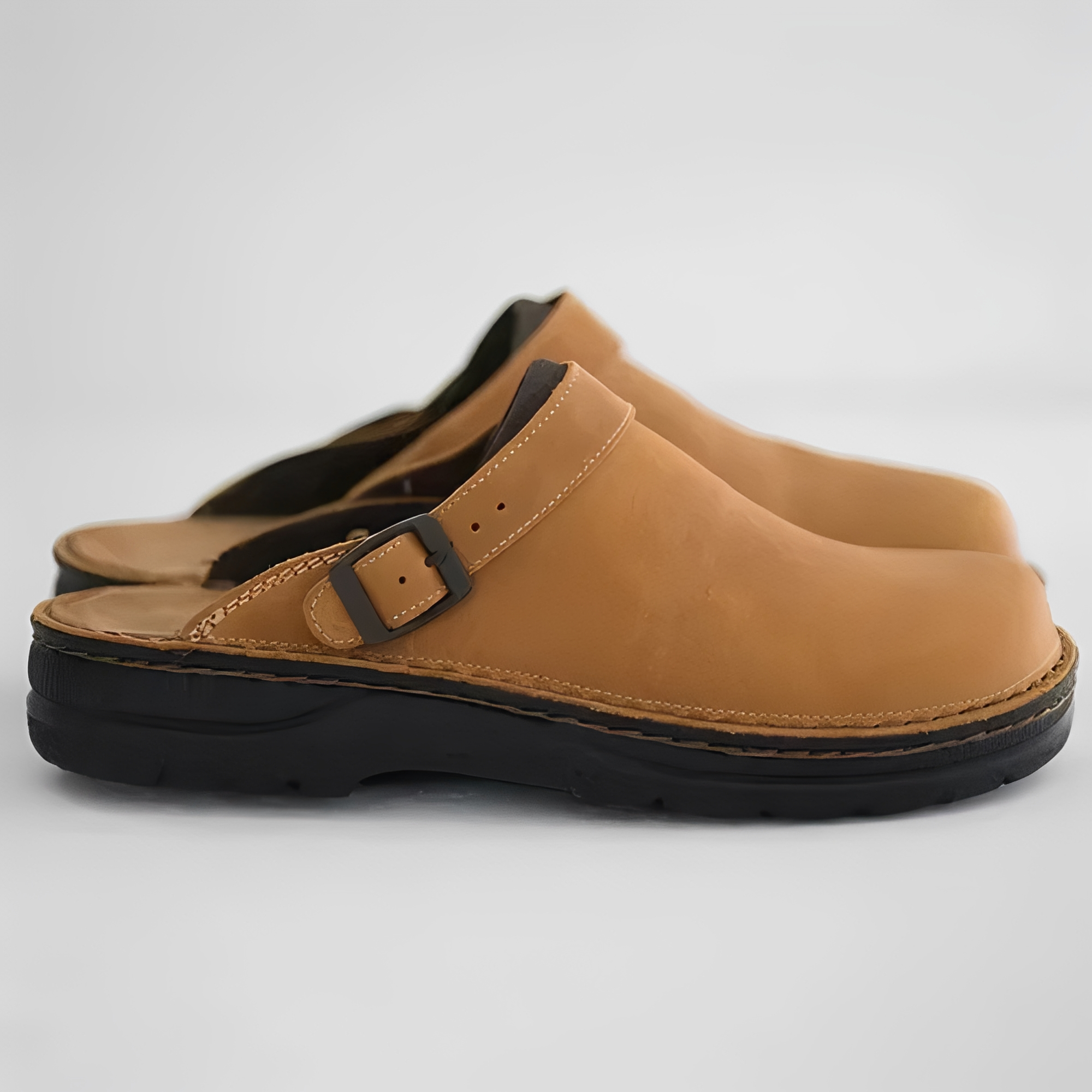 Nash - Moderne Herren-Sommersandalen im aktuellen Design