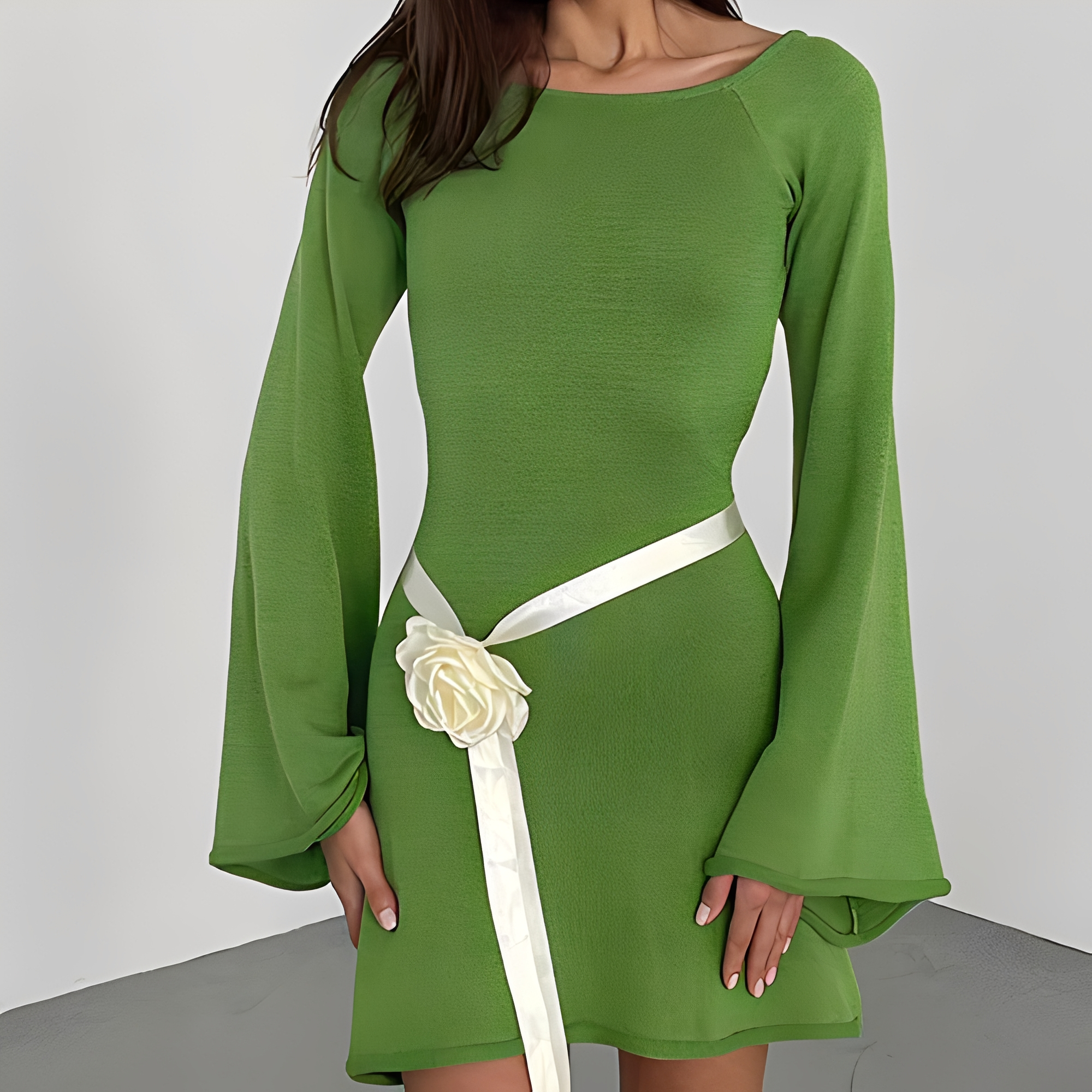 Aryana - Elegantes langärmeliges Sommerkleid für Frauen