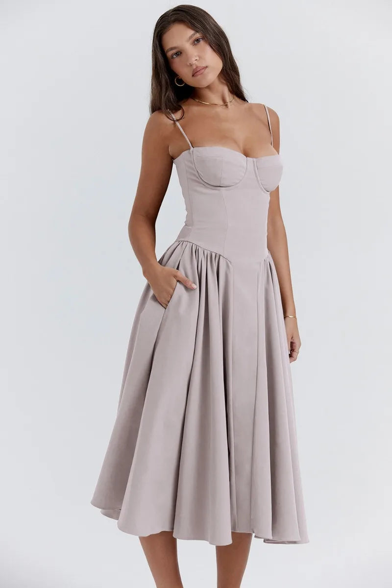 Cheri - Midikleid mit Trägern und offenem Rücken