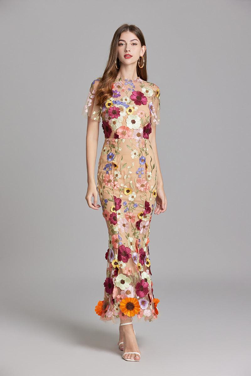 Andrea - Durchsichtiges Maxikleid mit zarter Stickerei