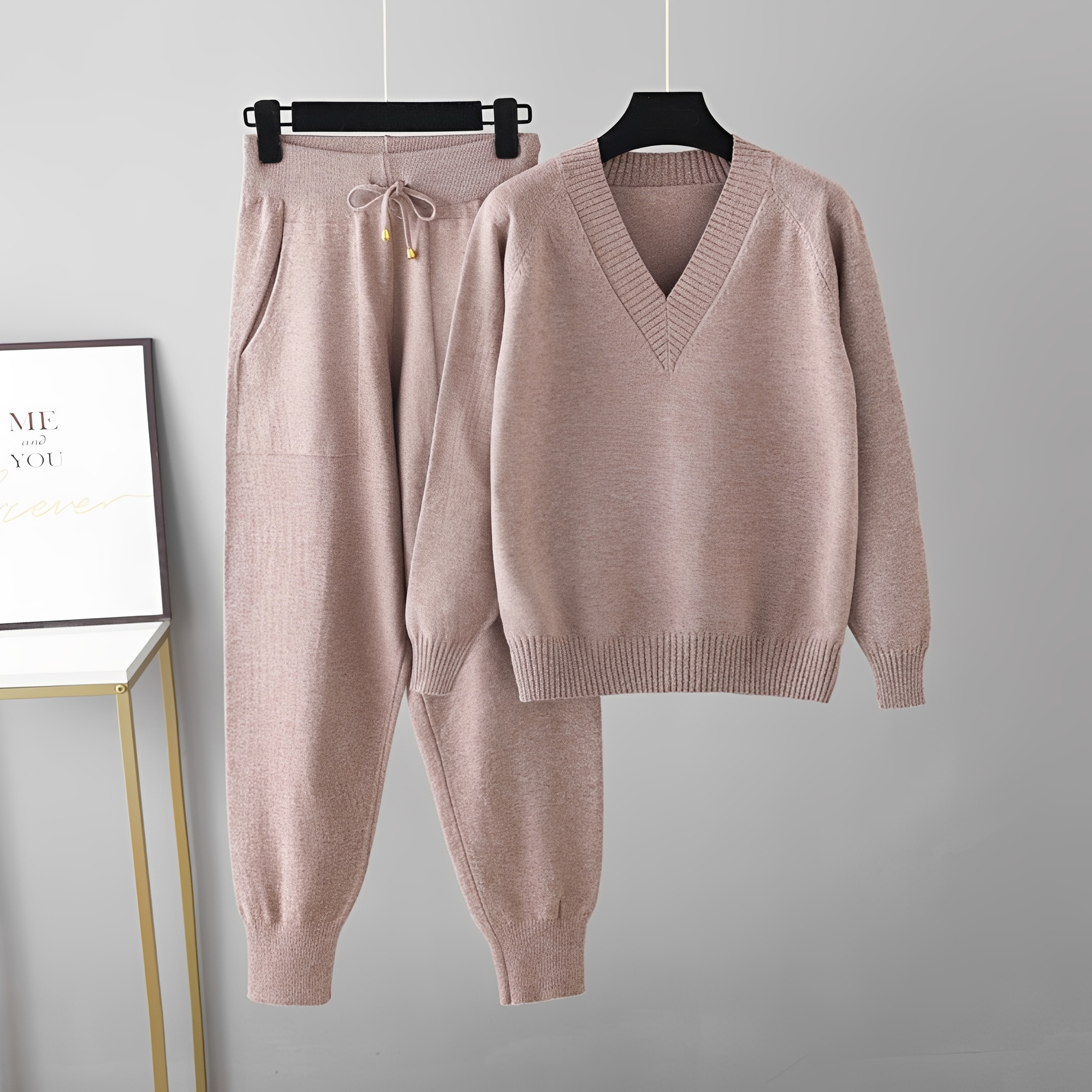 Evelyn - Modisches Set aus Pullover und Hose für Damen
