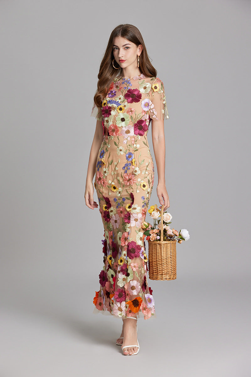 Andrea - Durchsichtiges Maxikleid mit zarter Stickerei