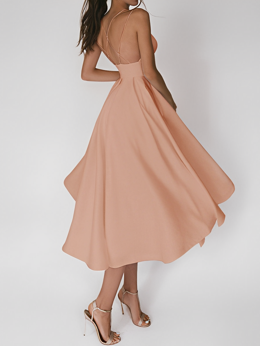 Colline – Feminine Sommerkleider mit schmalen Trägern für sonnige Tage