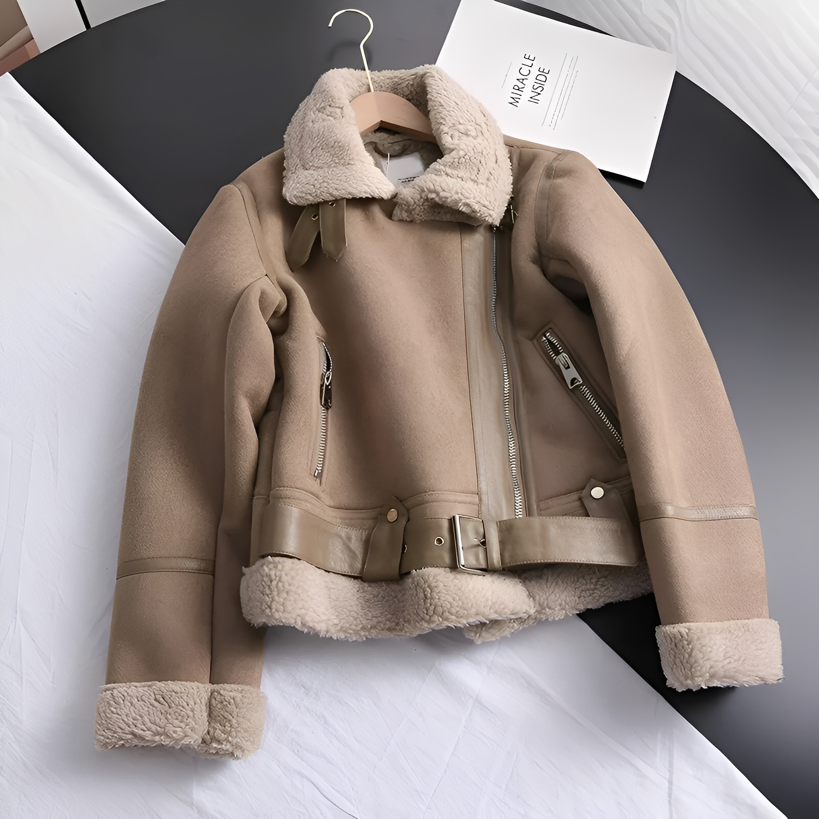 Crisilda - Warme und weite Winterjacke für Damen