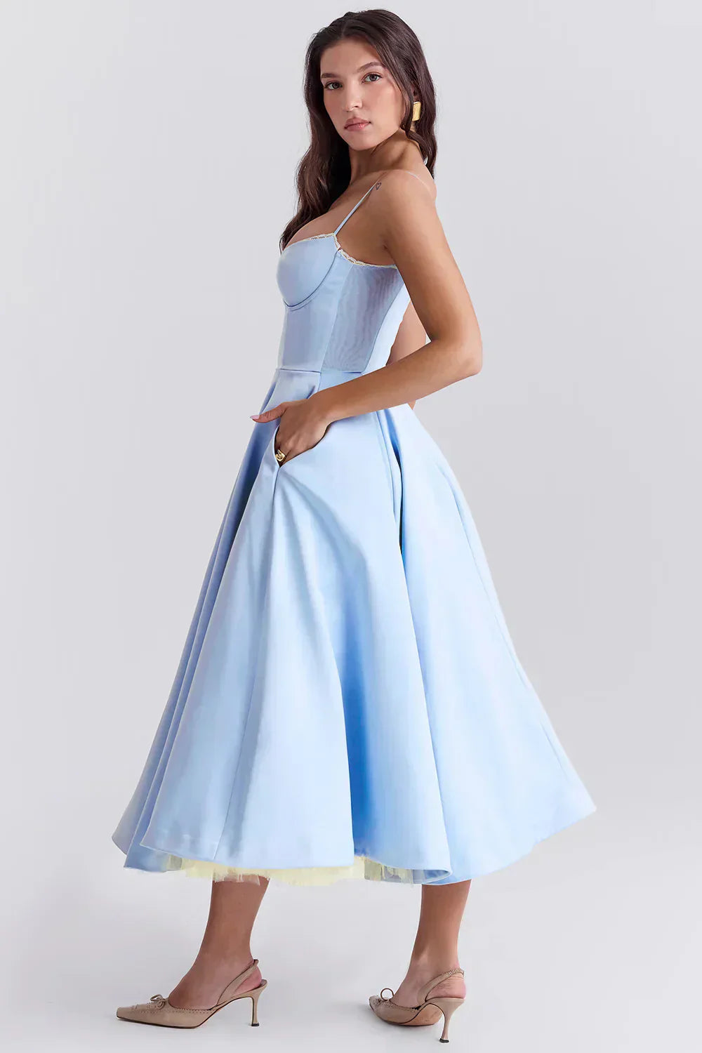 Leona - Edles Satin-Kleid für feierliche Anlässe