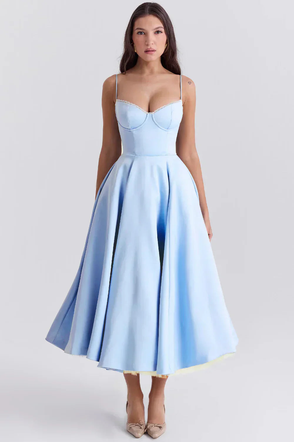 Leona - Edles Satin-Kleid für feierliche Anlässe