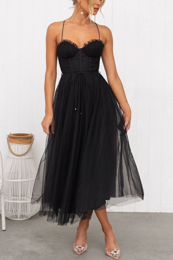 Elodie – Langkleid mit V-Ausschnitt