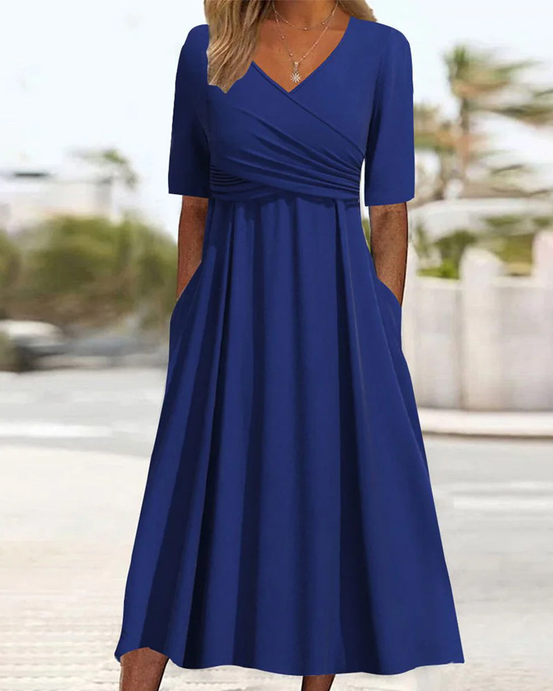 Carys - Kurzes Wickelkleid mit Ärmeln