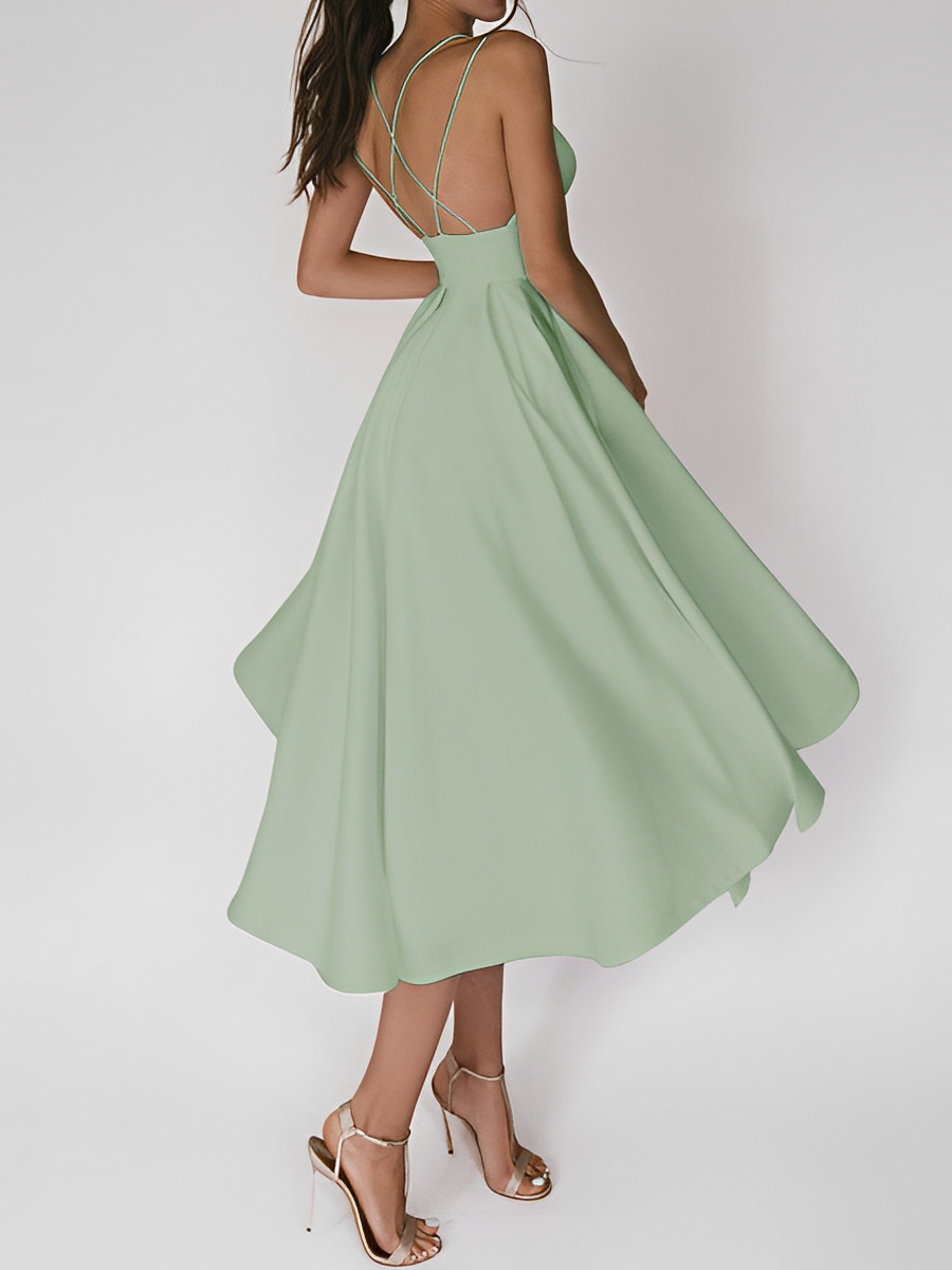 Colline – Feminine Sommerkleider mit schmalen Trägern für sonnige Tage