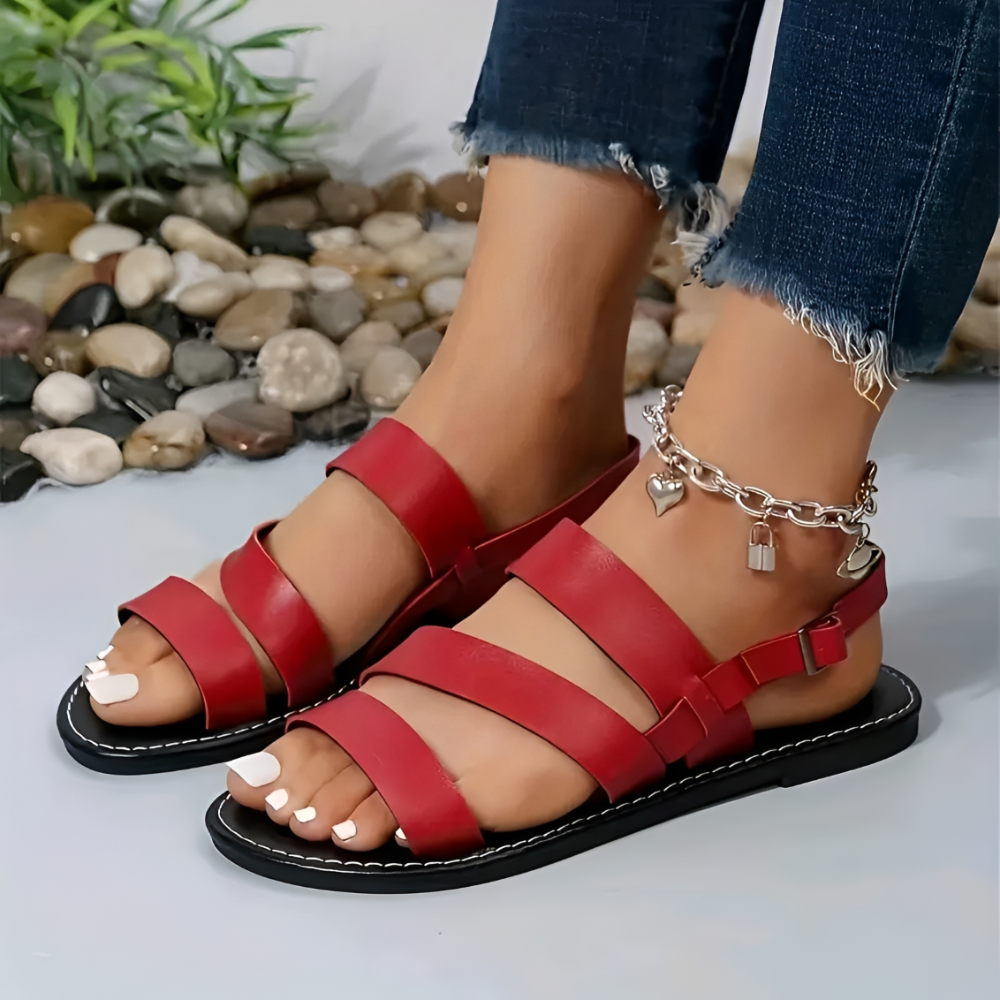 Diana - Flache Sandalen für den Strand mit stilvollem römischem Knöchelriemen