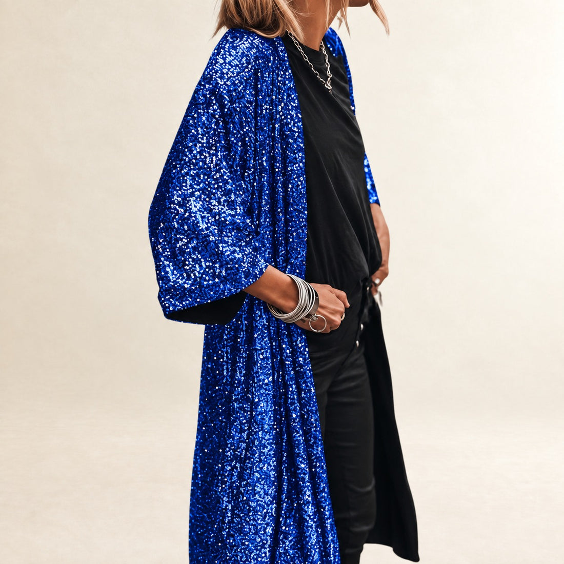 Damen Cardigan wadenlanger offener Cardigan mit Trompetenärmeln – reflektierende Verzierungen