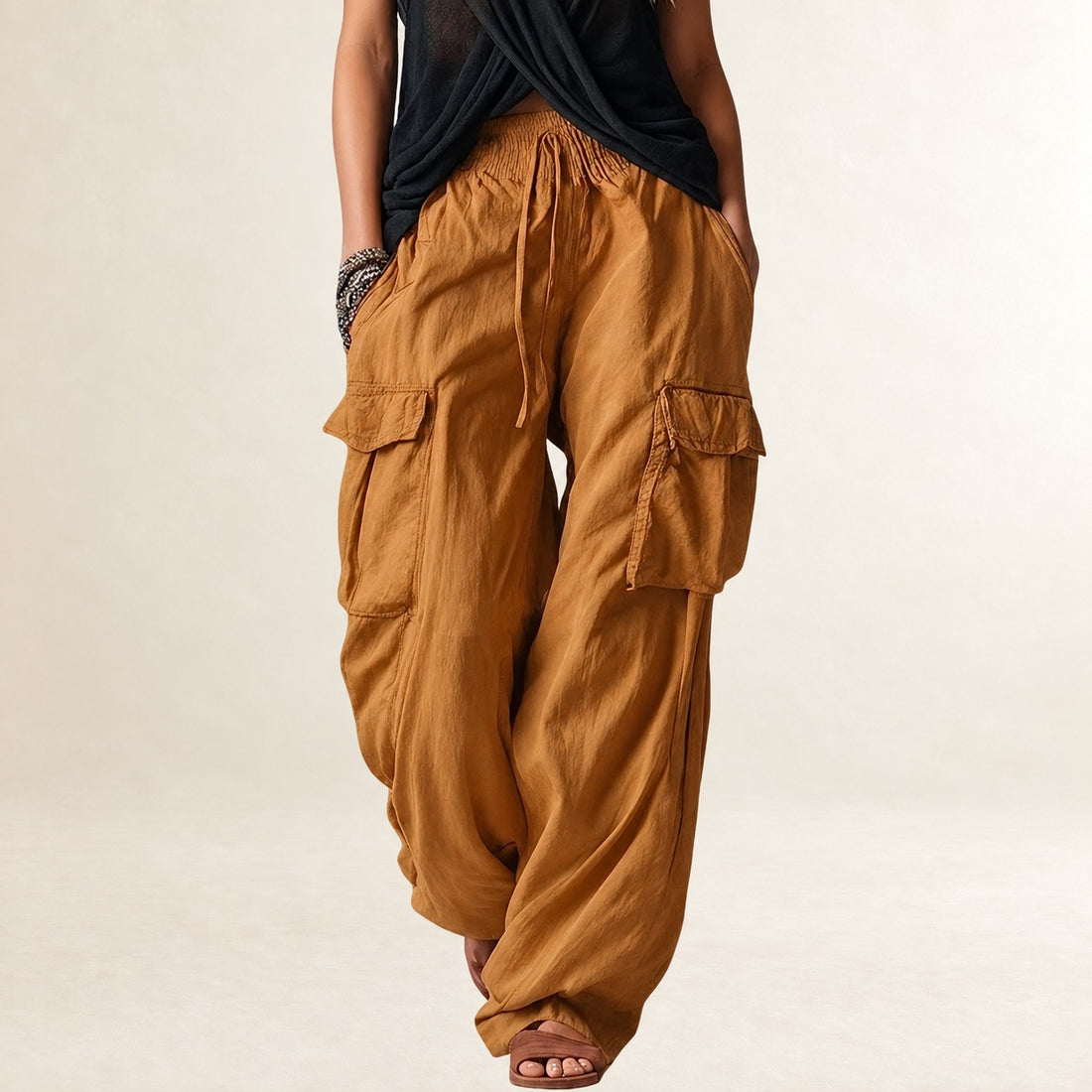 Damen Cargo-Hose mit verstellbarem Gummizug, geradem Bein und praktischen Taschen
