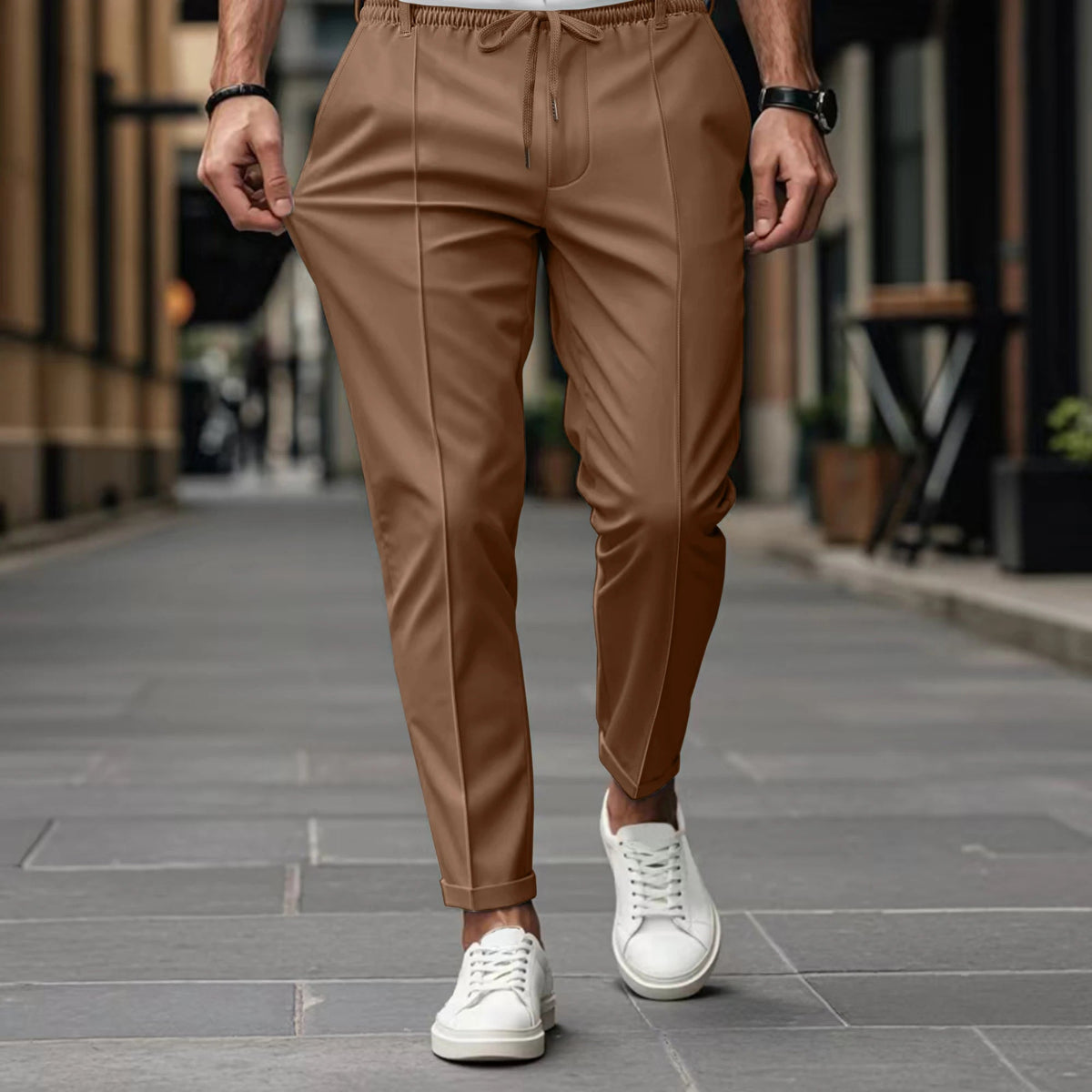 Herren Hose mit elastischem Bund und Bindegürtel - gerader Beinverlauf, Frontfalte, taillierte Optik