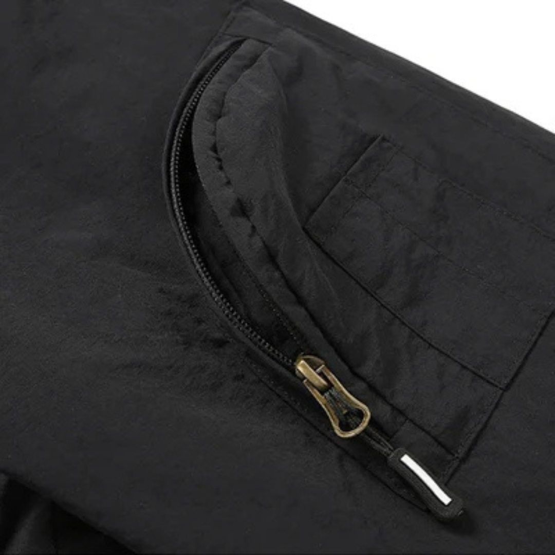 Herren Jacke Strukturiert - Leicht, Voll-Reißverschluss, Standkragen, Brust- und Ärmeltaschen