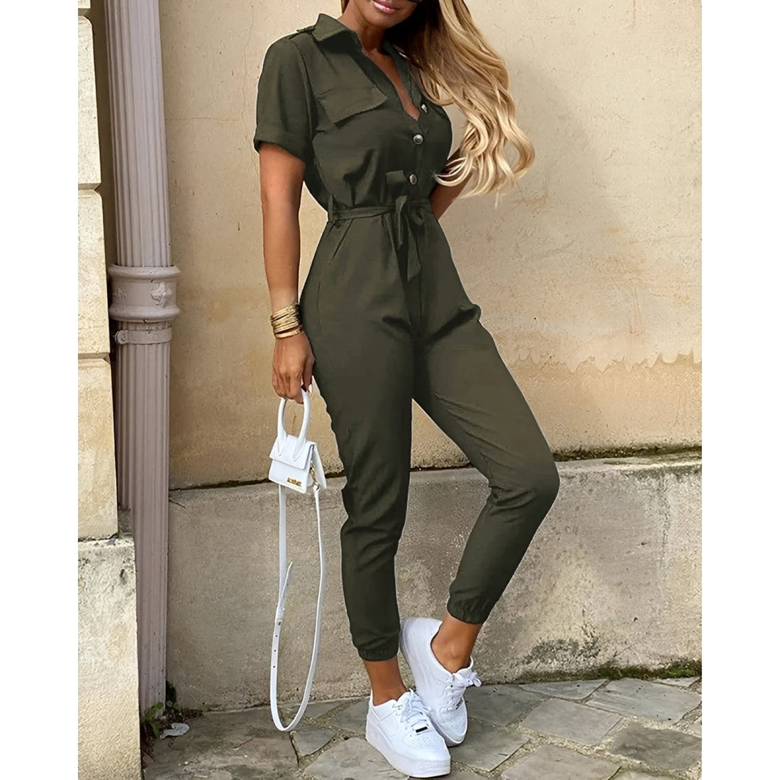 Cecilia – Eleganter taillierter Jumpsuit