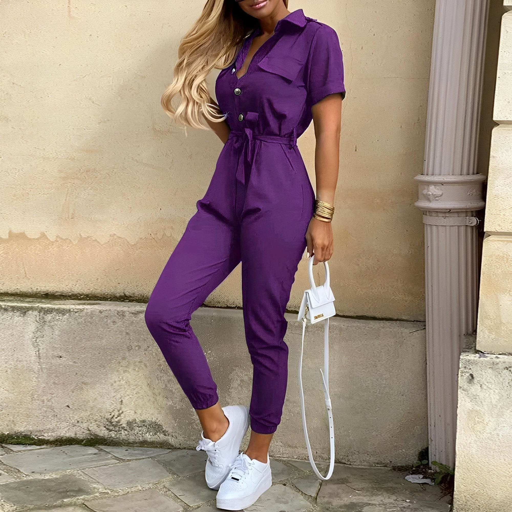 Cecilia – Eleganter taillierter Jumpsuit