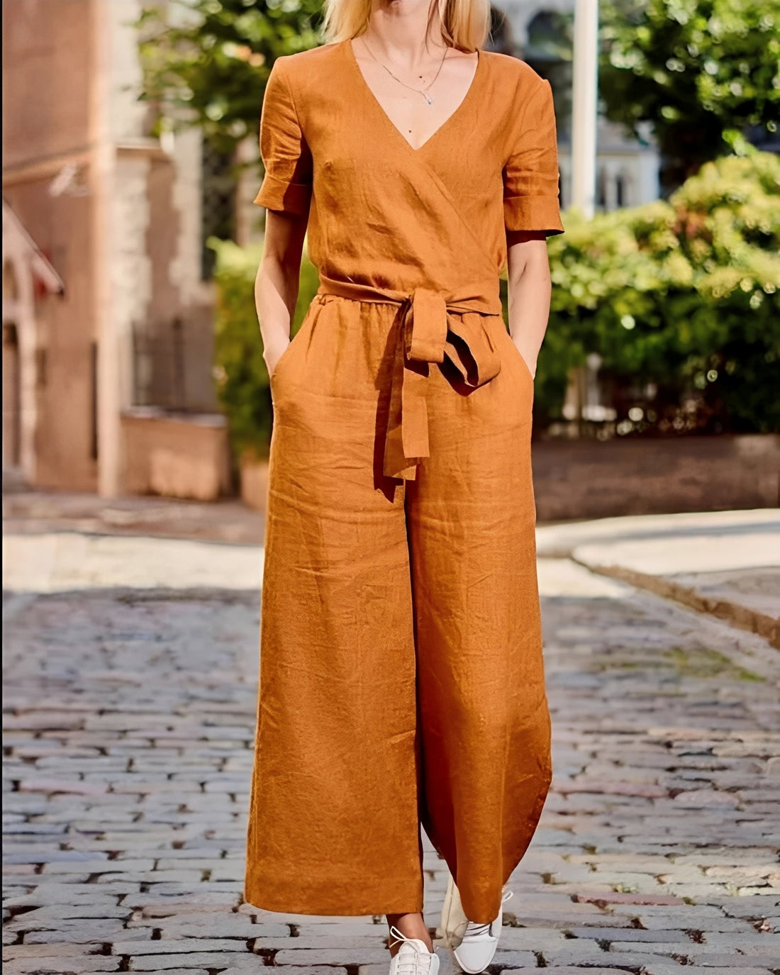 Gabriella - Lässiges Outfit mit Gürtel für Damen