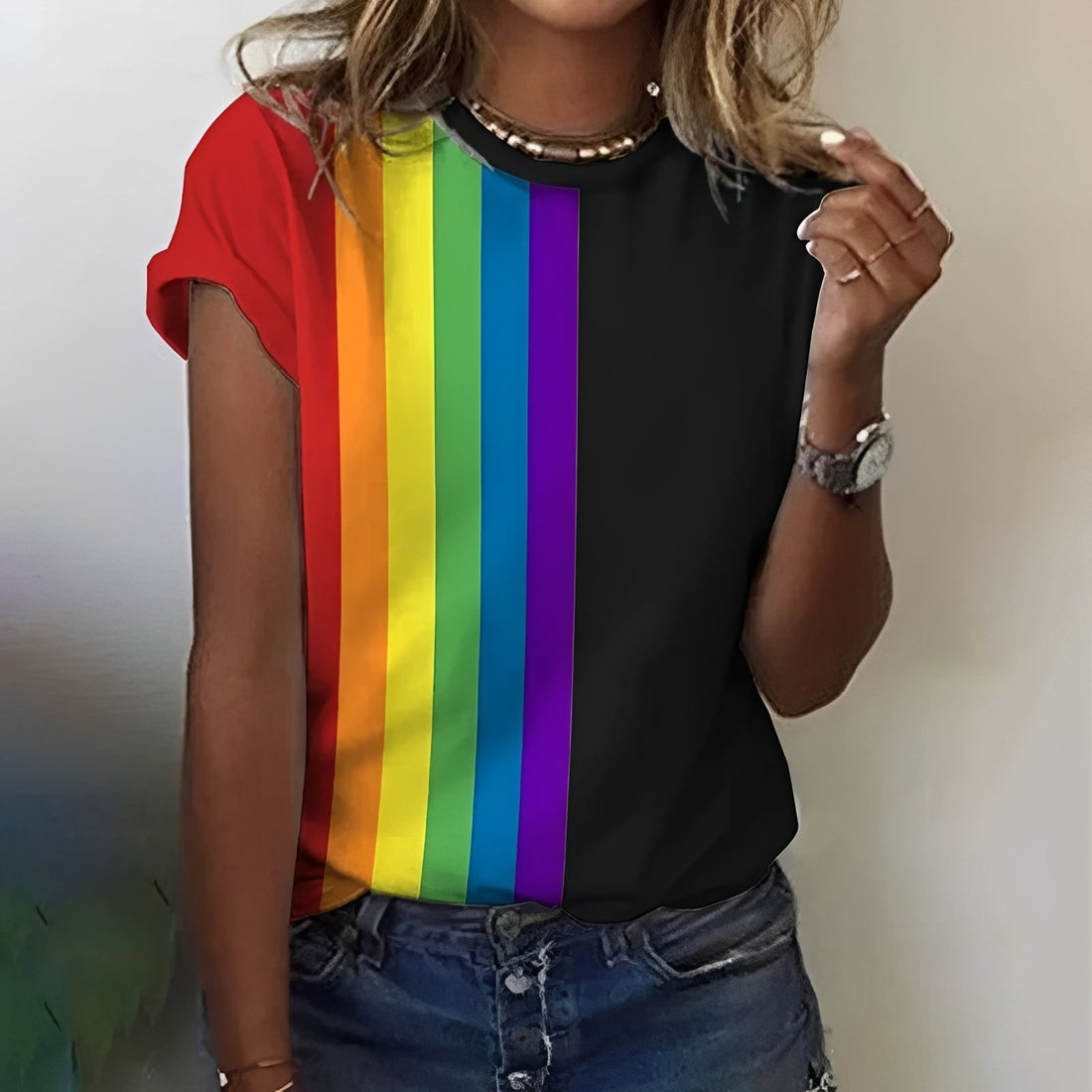 Chrissy - Legeres Regenbogen-Shirt für Damen