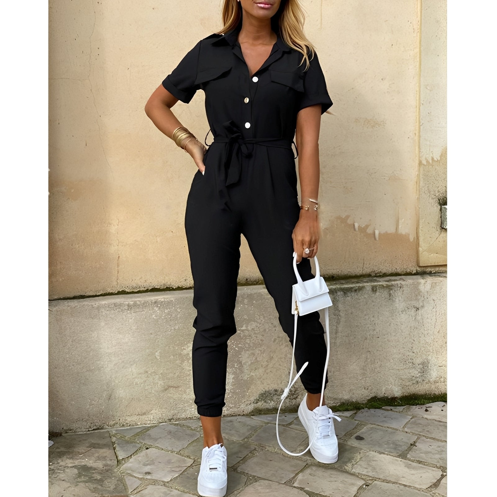 Cecilia – Eleganter taillierter Jumpsuit