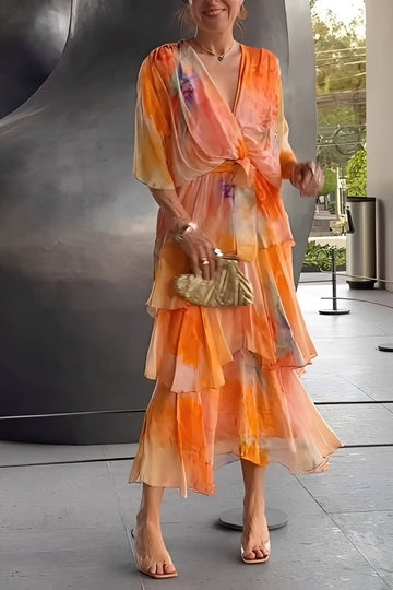 Jane - Damenkleid mit geblümtem Muster und V-Ausschnitt im Schichtenstil
