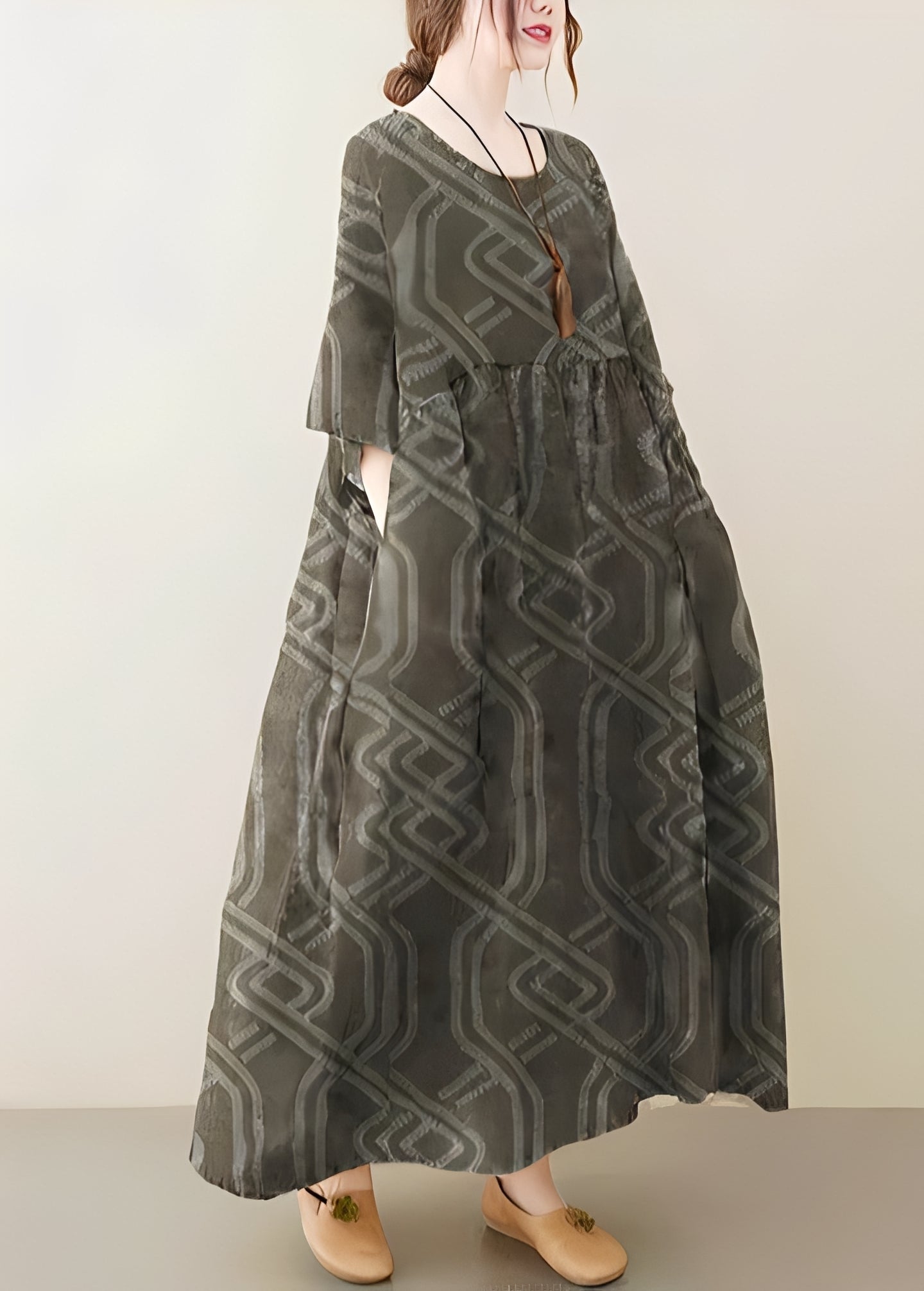 Mariam - Elegantes und lockeres Kleid mit weitem Saum für Frauen