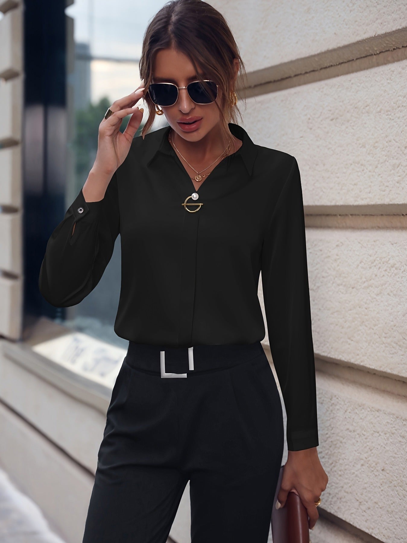 Claire – Stilvolle Unifarbene Bluse